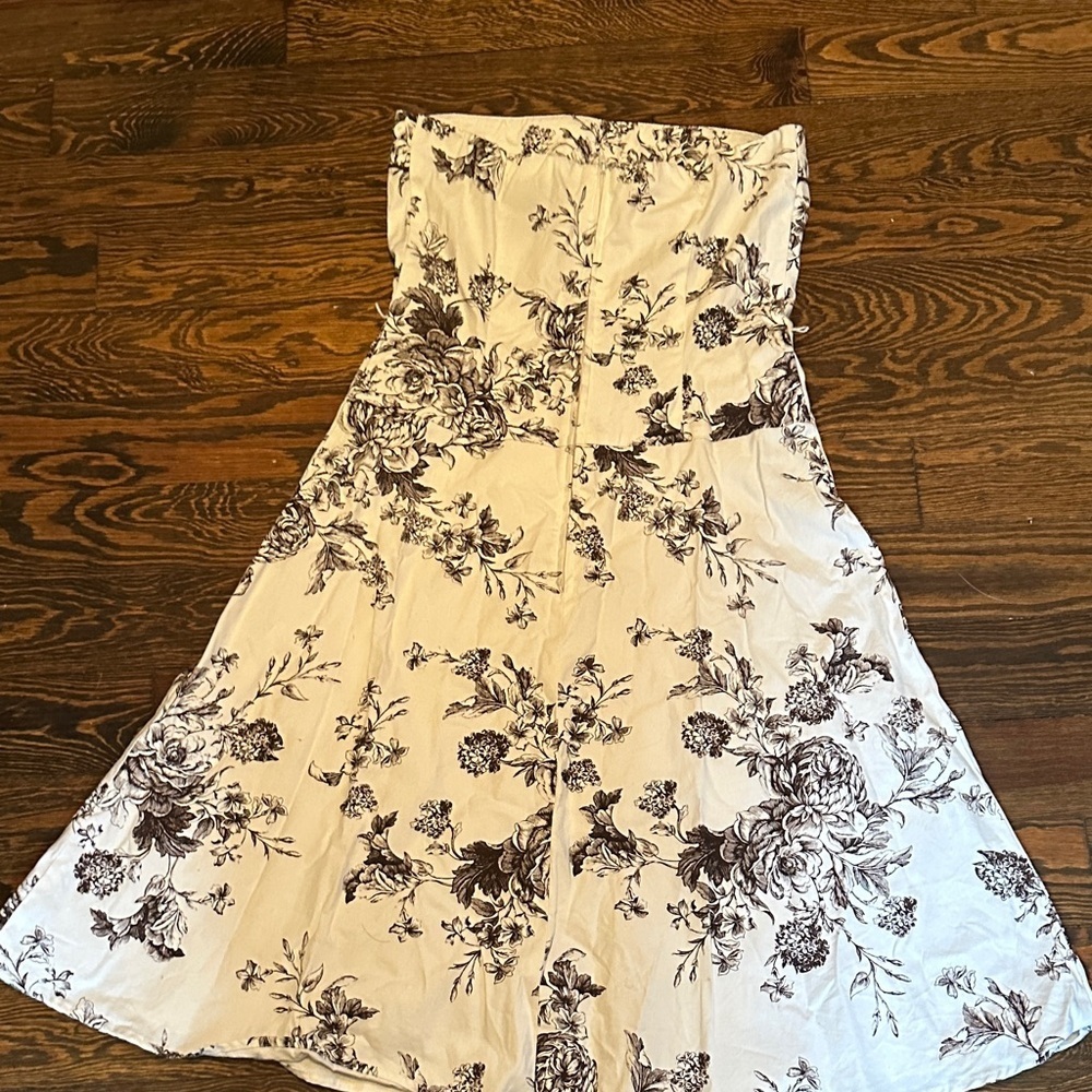 Teeze Me White and brown Floral Strapless Dress - Picture 5 of 5